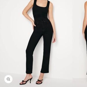 Good American Good Curve Straight Never Fade Jeans